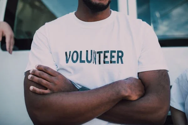 volunteer 2